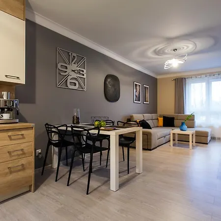 Apartament Solna - Eldorado Z Garazem アパート *